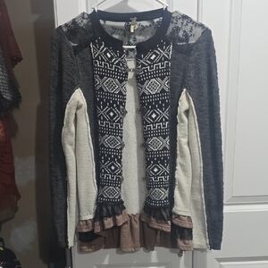 BKE Black and Cream Patterned Cardigan